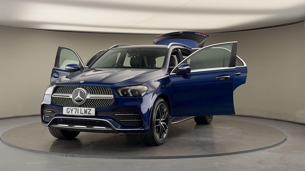 More views of Mercedes-Benz GLE