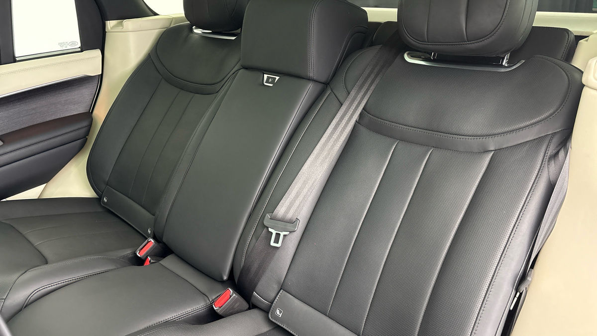 Land Rover Range Rover Image 8