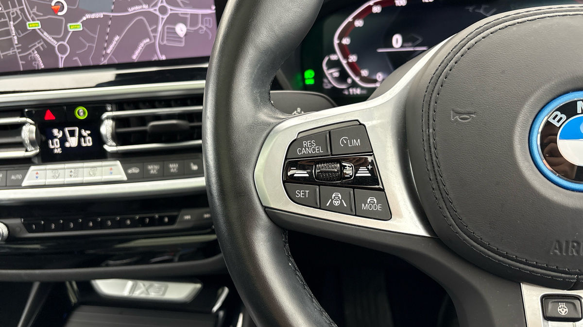 BMW iX3 Image 13