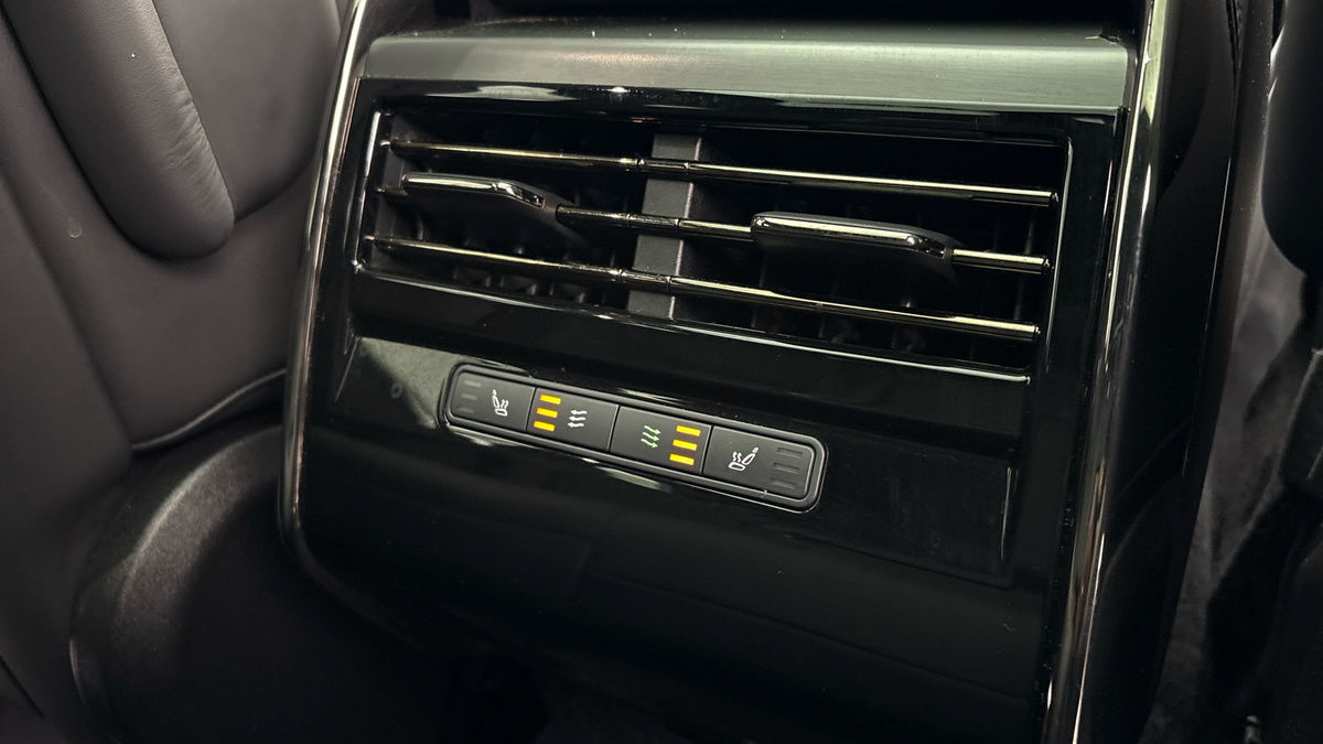 Land Rover Range Rover Sport Image 27