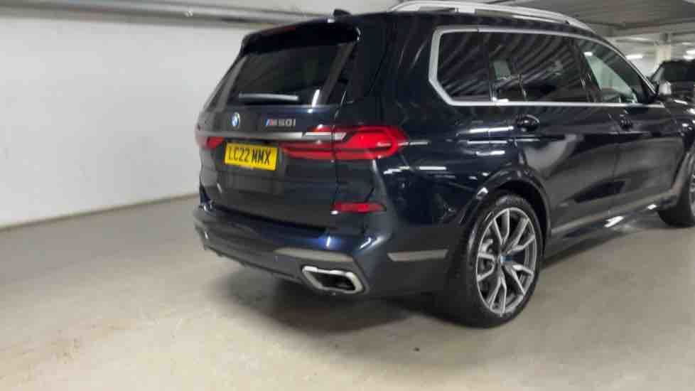 More views of BMW X7