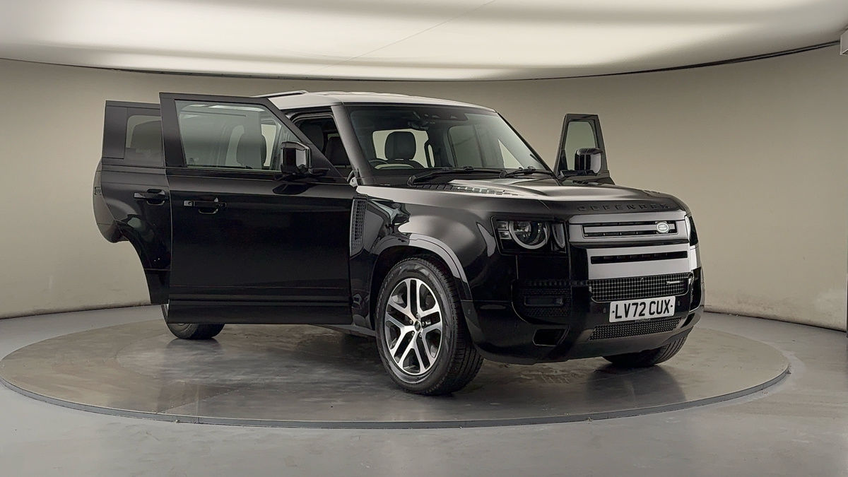 More views of Land Rover Defender 110