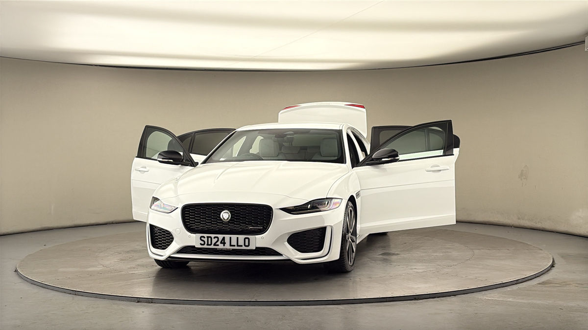 More views of Jaguar XE