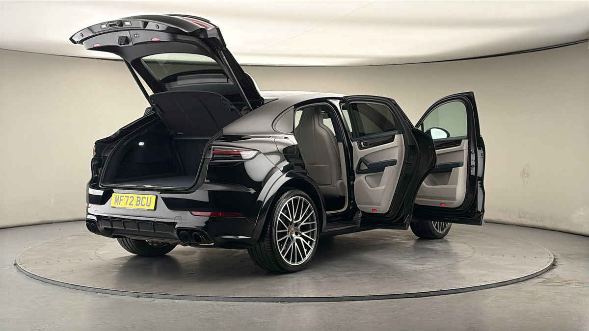 More views of Porsche Cayenne