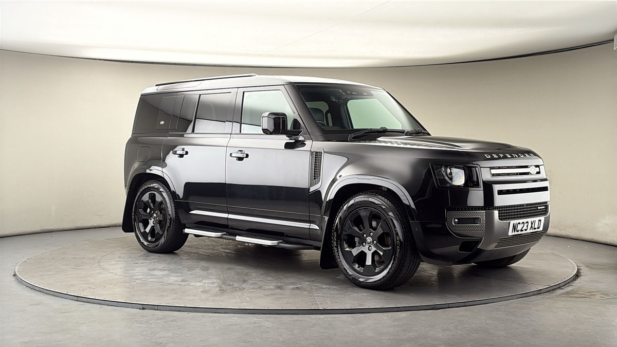 More views of Land Rover Defender 110