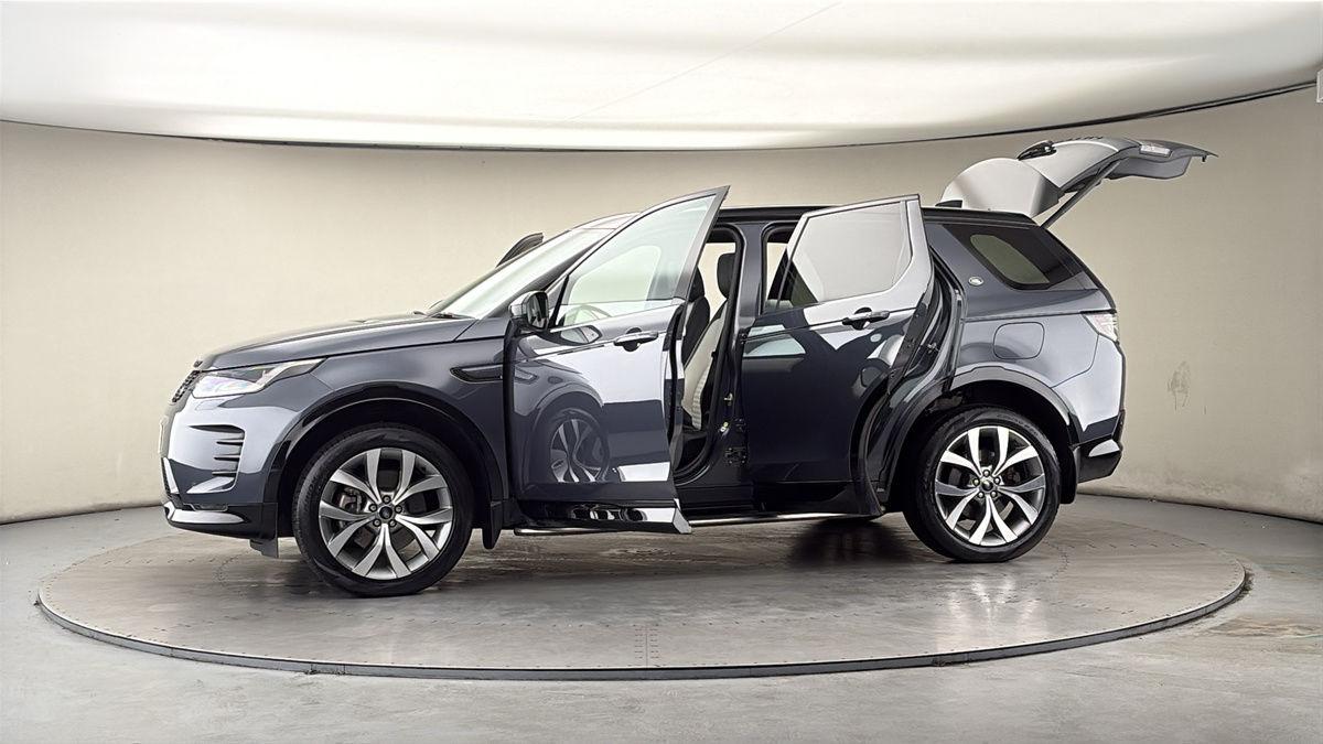 More views of Land Rover Discovery Sport