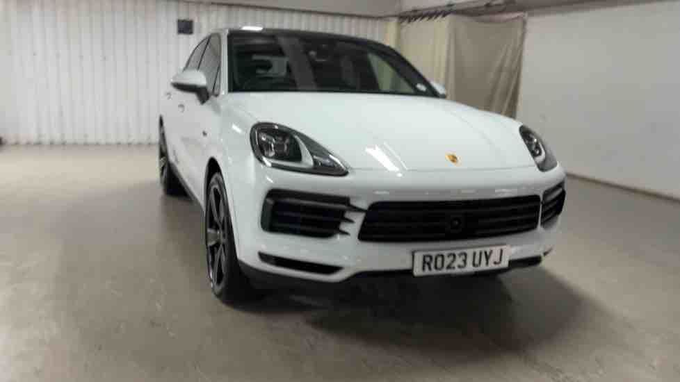 More views of Porsche Cayenne