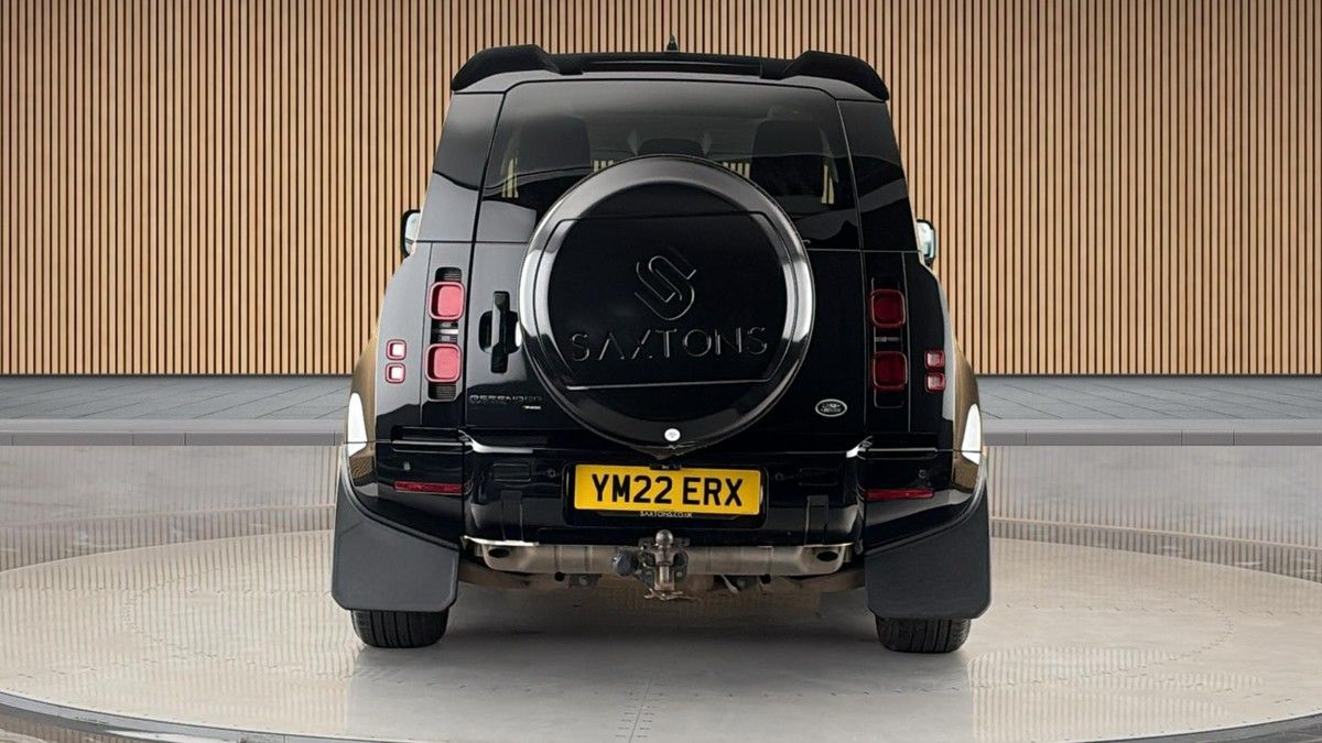 Land Rover Defender 90 Image 4