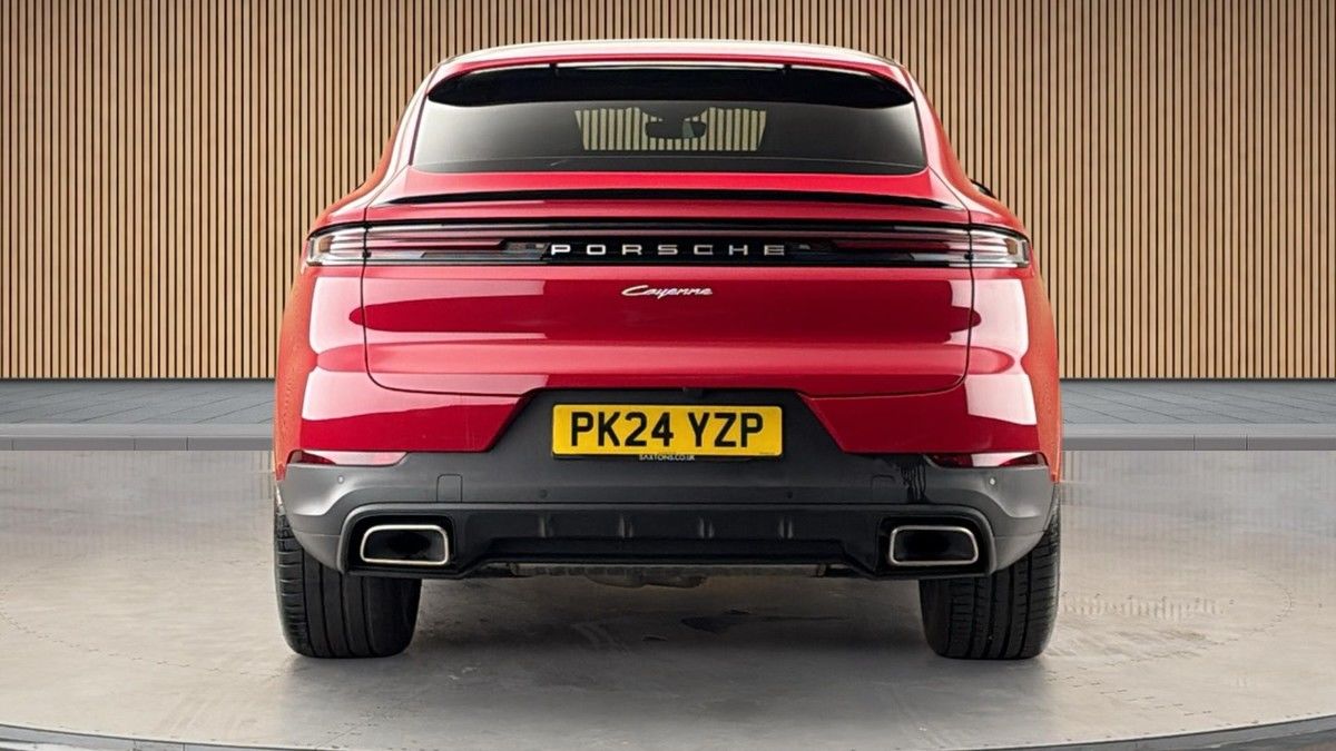 Porsche Cayenne Image 4
