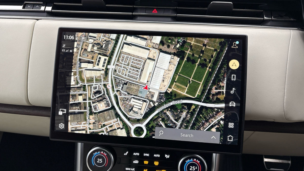 Land Rover Range Rover Image 17