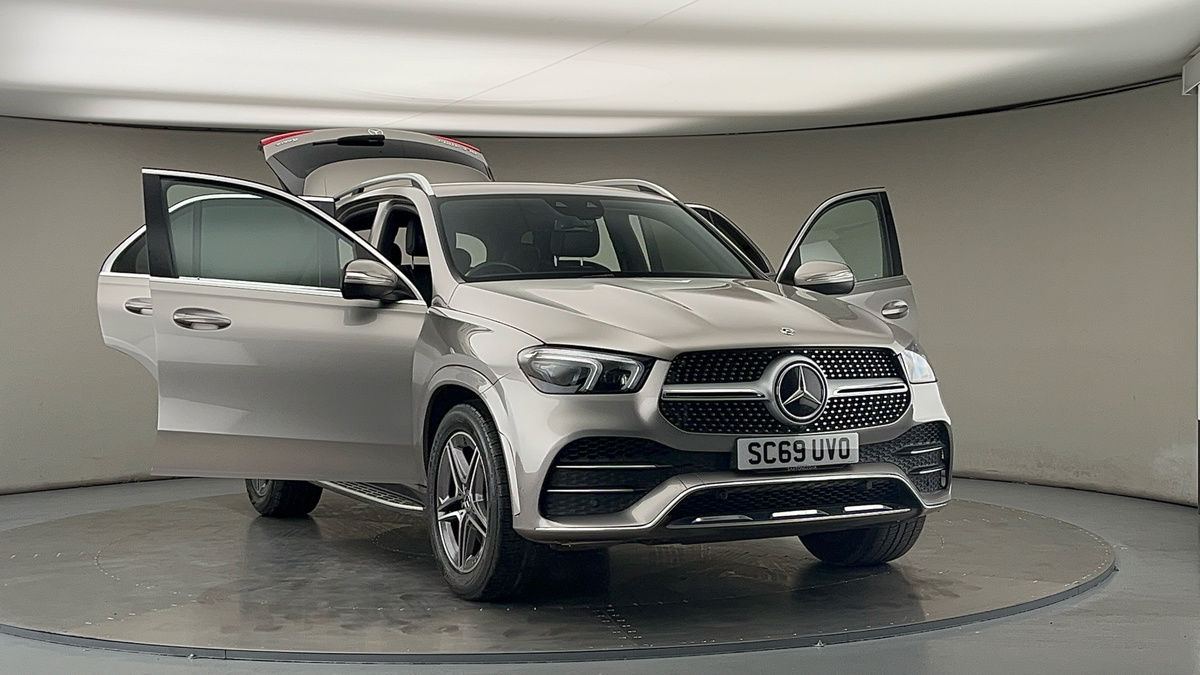 More views of Mercedes-Benz GLE