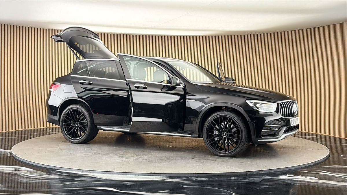 More views of Mercedes-Benz GLC