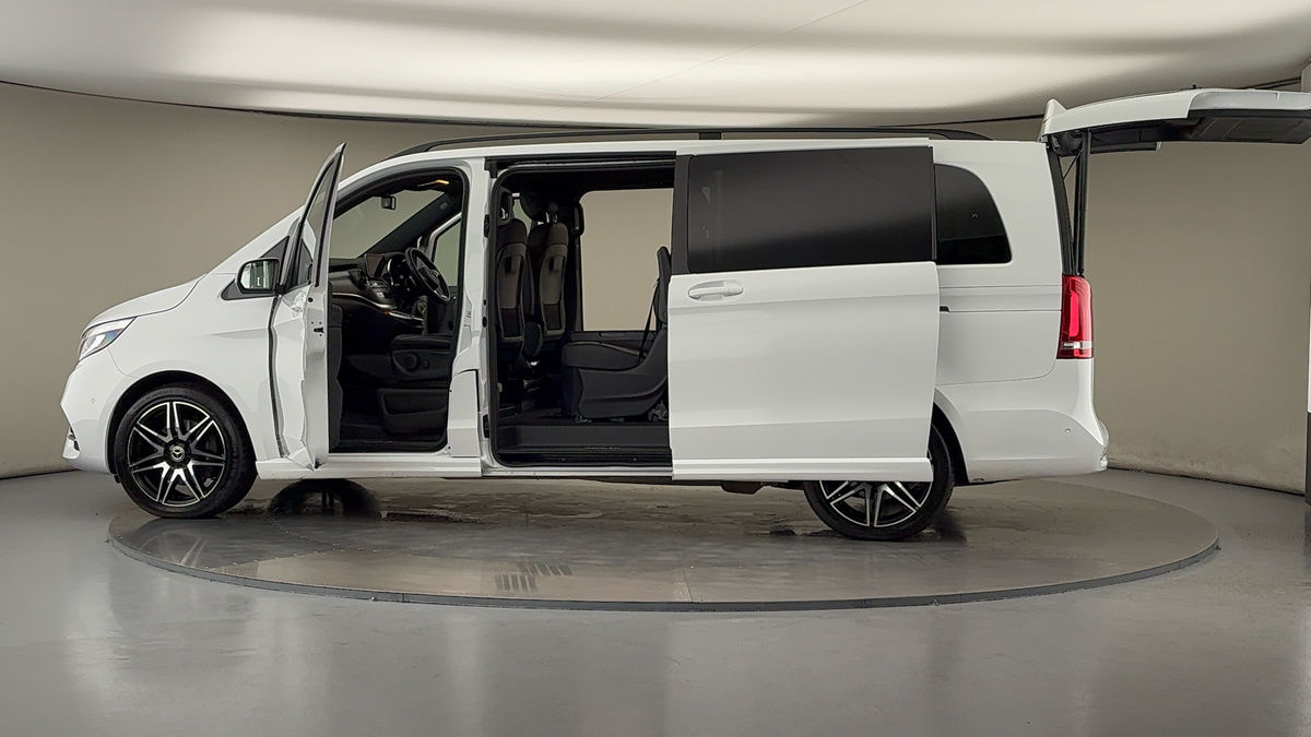 More views of Mercedes-Benz V Class