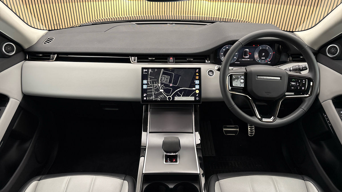 Land Rover Range Rover Evoque Image 12