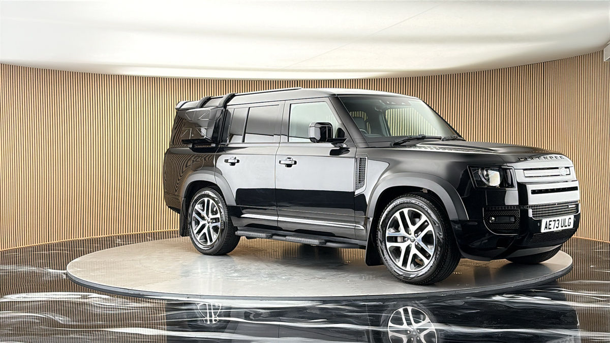 More views of Land Rover Defender 130