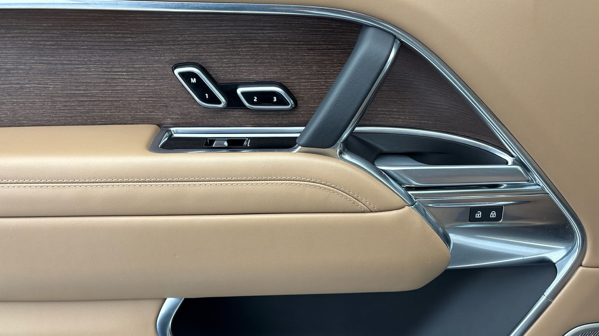 Land Rover Range Rover Image 19