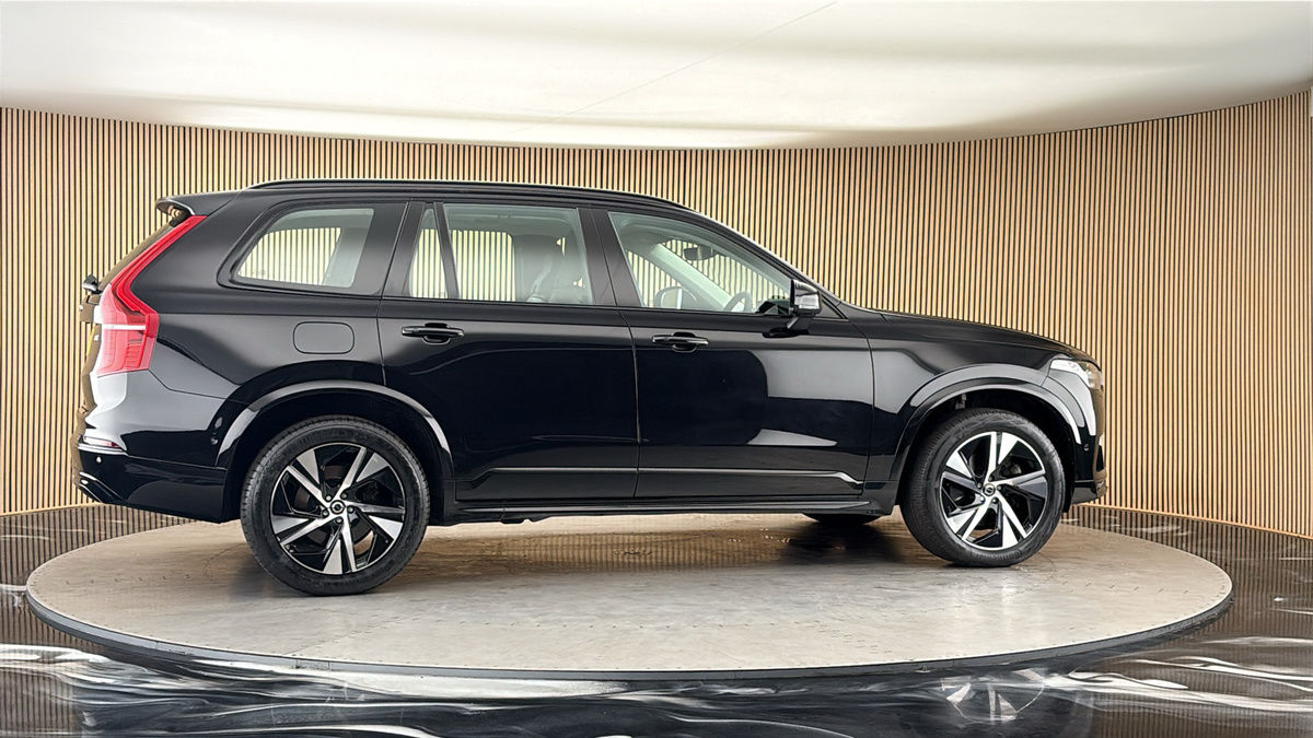 More views of Volvo XC90