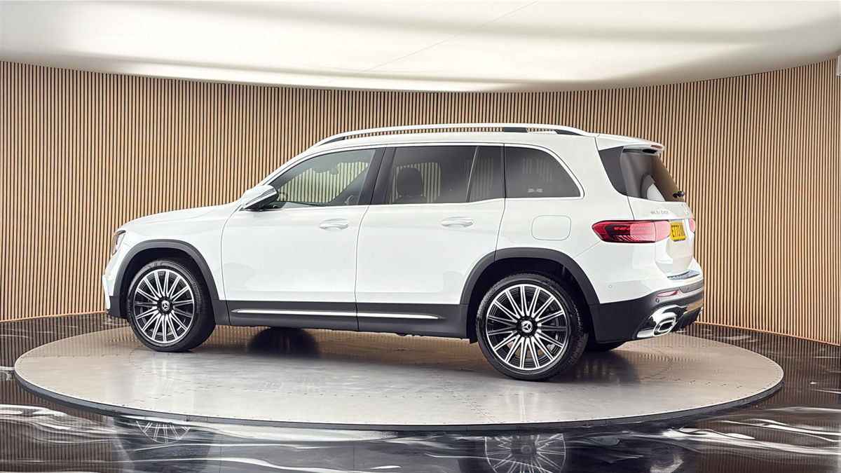 More views of Mercedes-Benz GLB