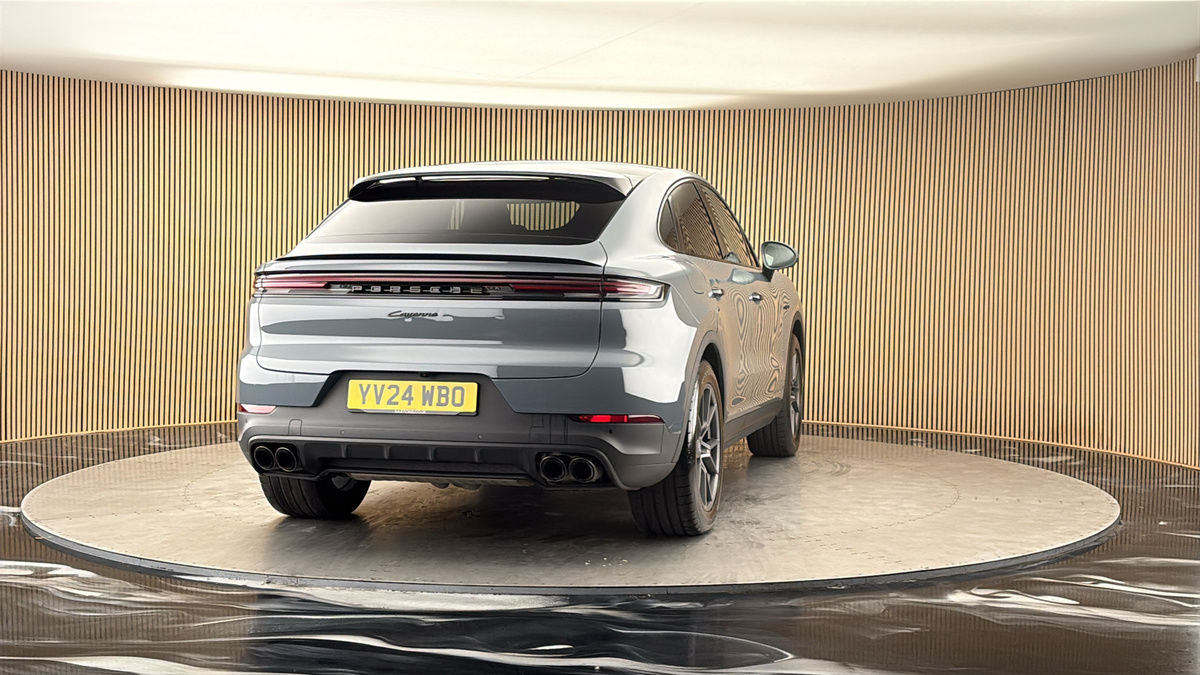More views of Porsche Cayenne