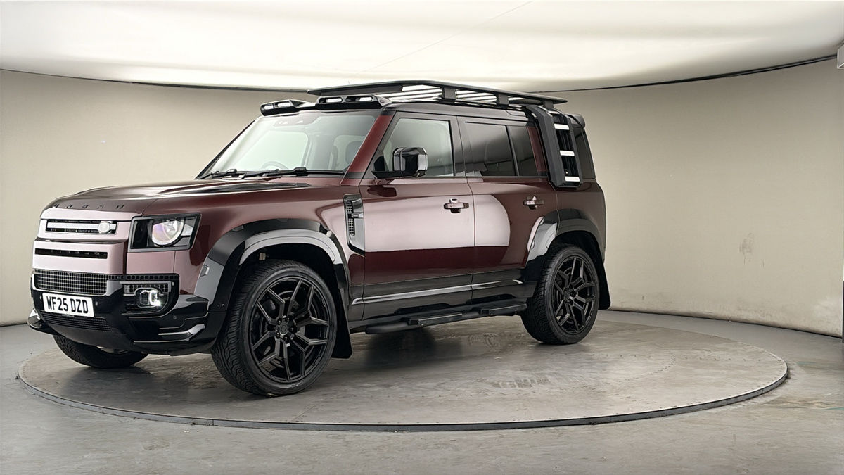 Land Rover Defender 110 Urban Image 20