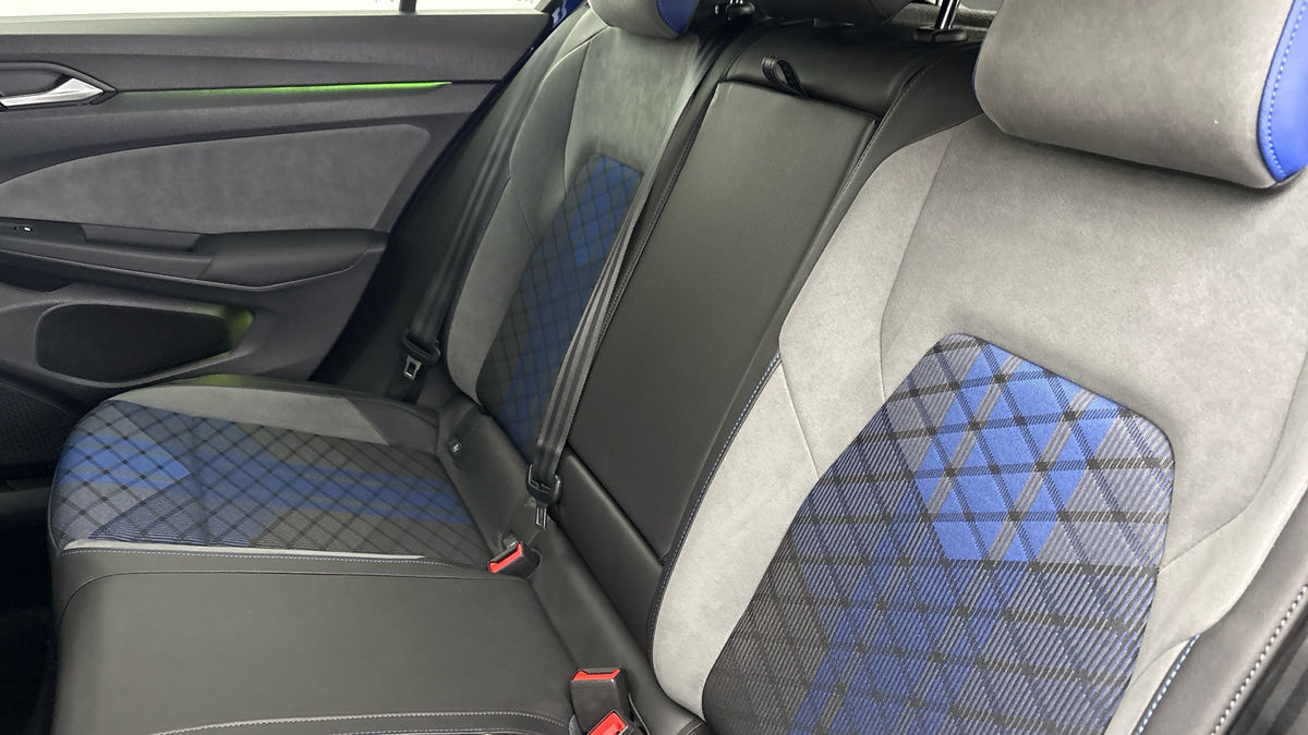 Volkswagen Golf Image 8