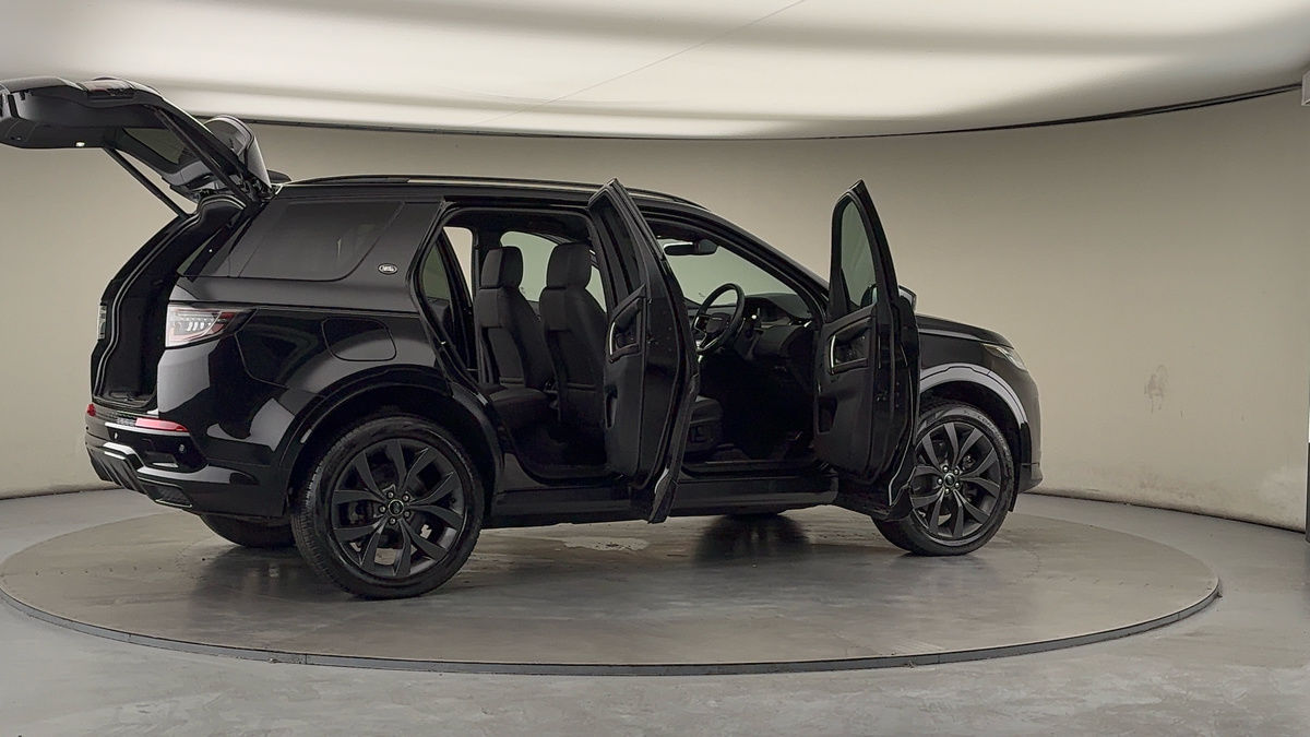 More views of Land Rover Discovery Sport