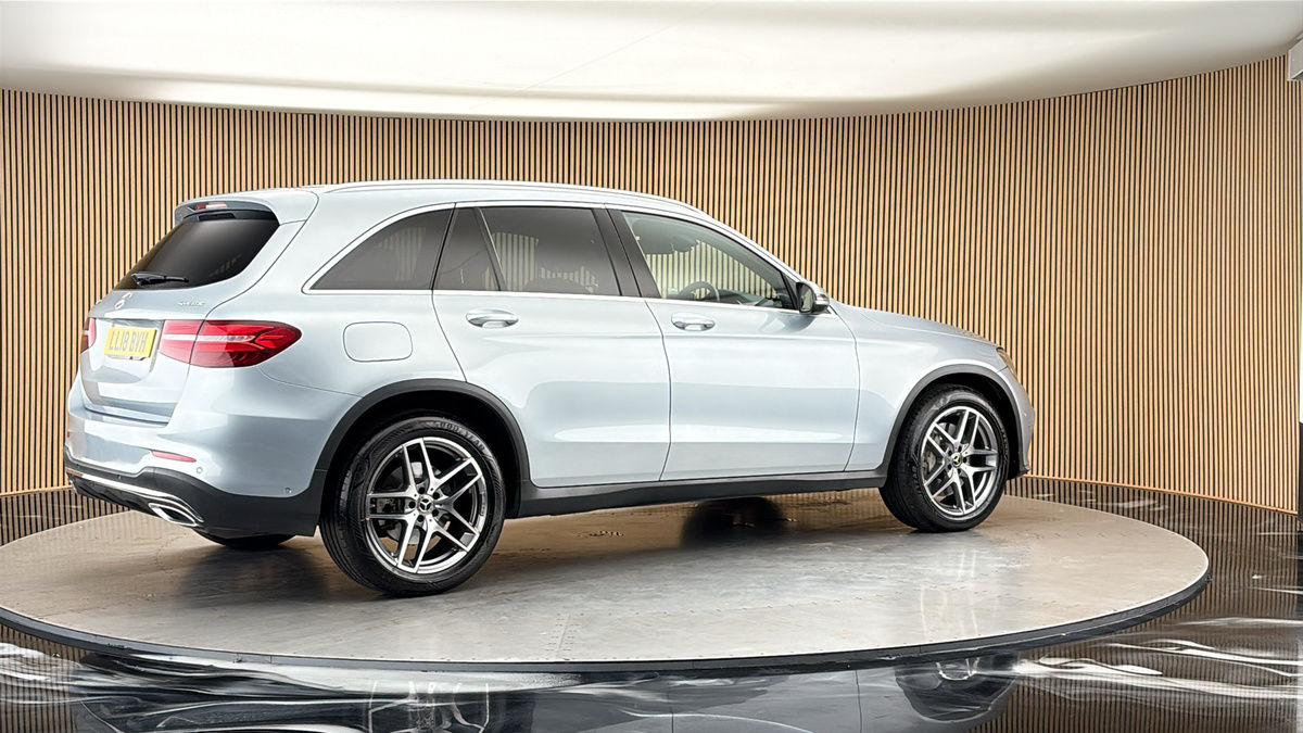 More views of Mercedes-Benz GLC