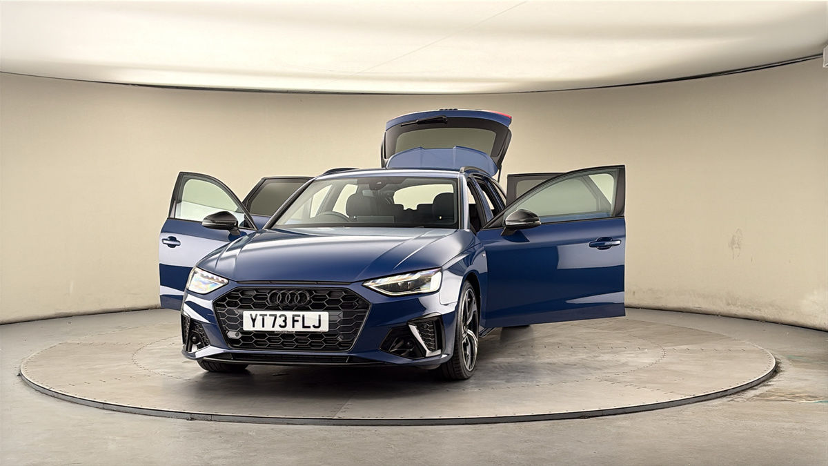 More views of Audi A4 Avant