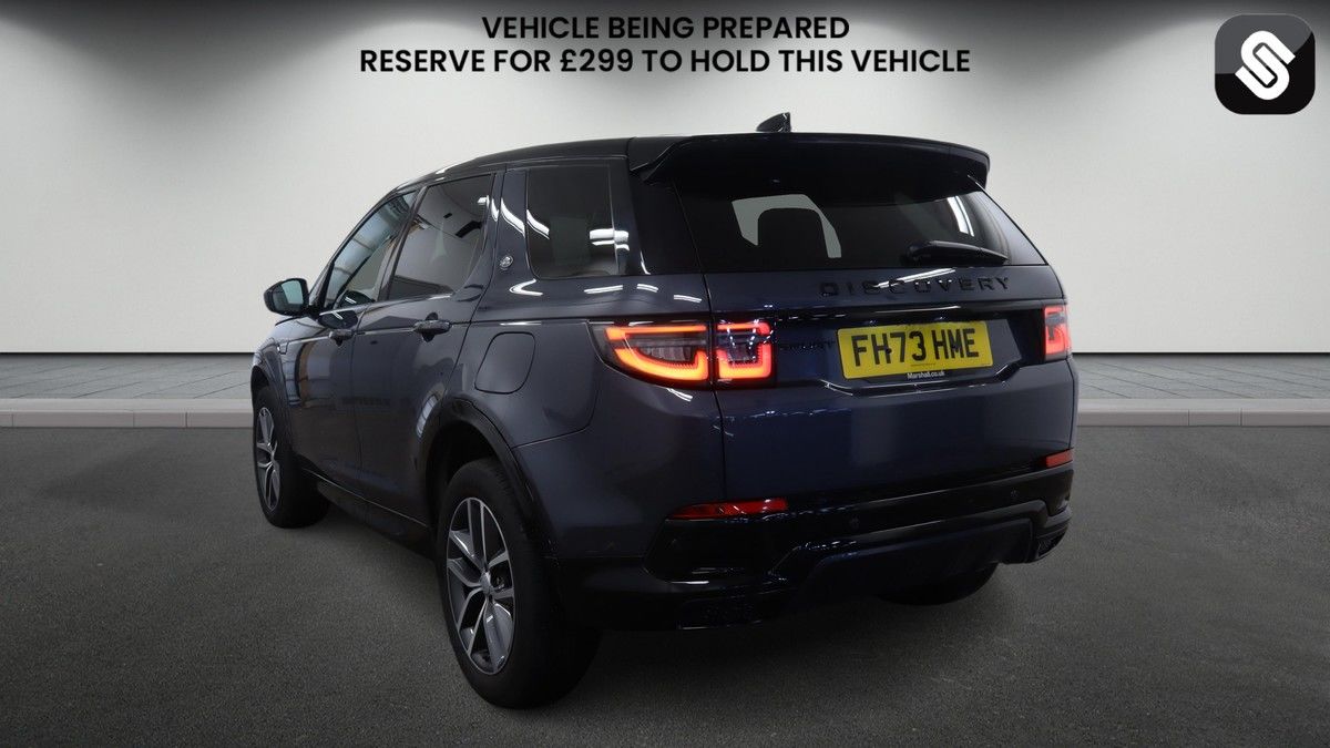 Land Rover Discovery Sport Image 3