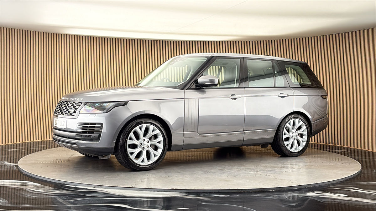 More views of Land Rover Range Rover