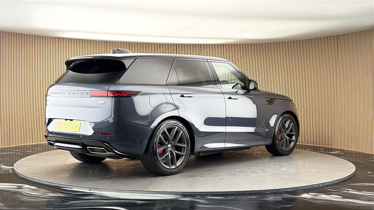 Land Rover Range Rover Sport Image 21