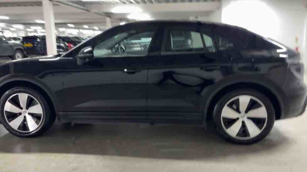 More views of Porsche Macan
