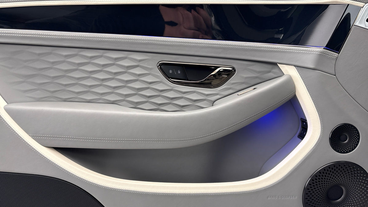 Bentley Continental Image 19