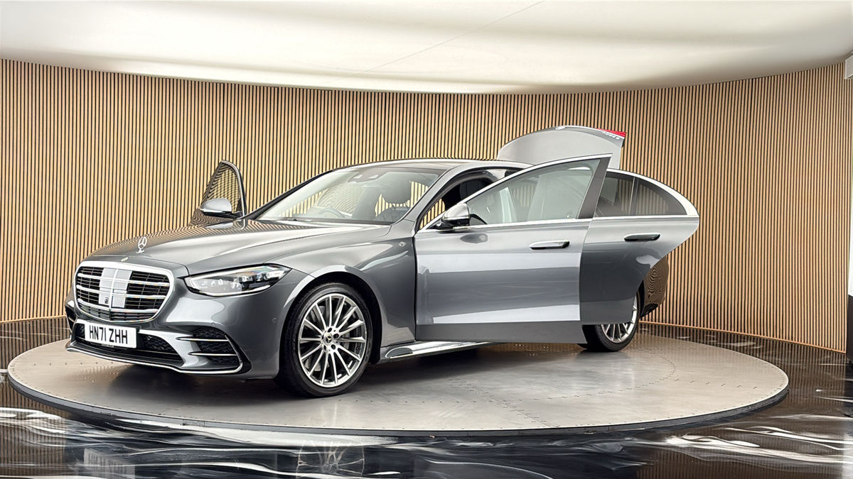 Mercedes-Benz S Class Image 22