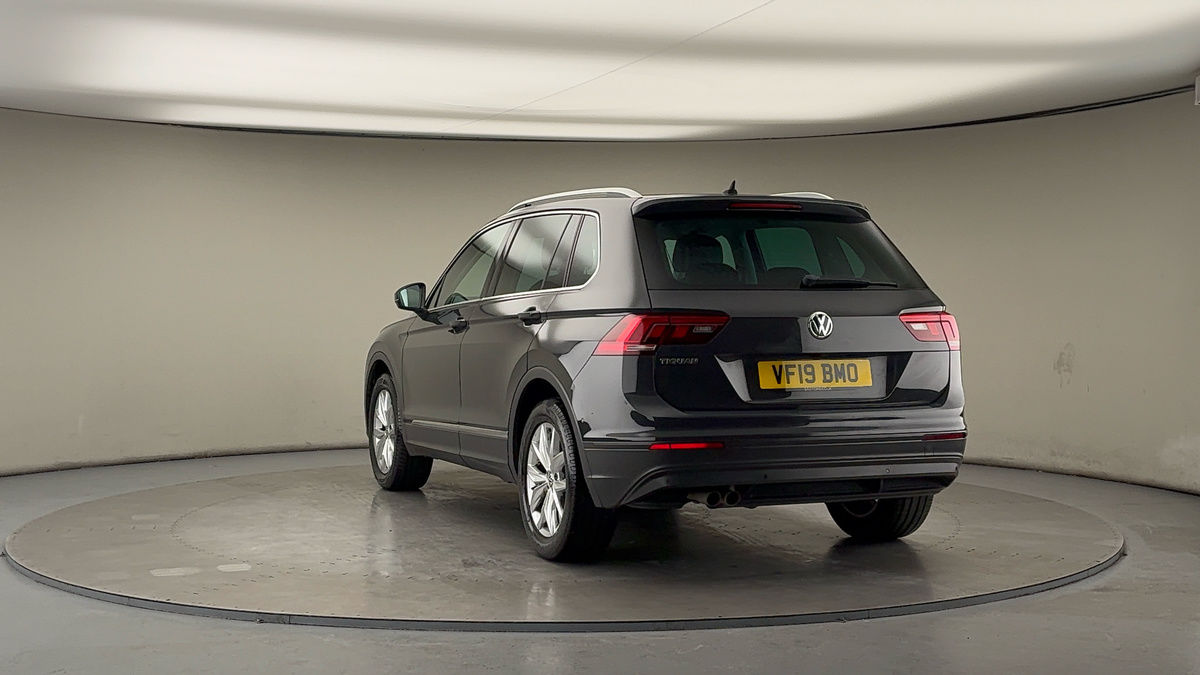 More views of Volkswagen Tiguan