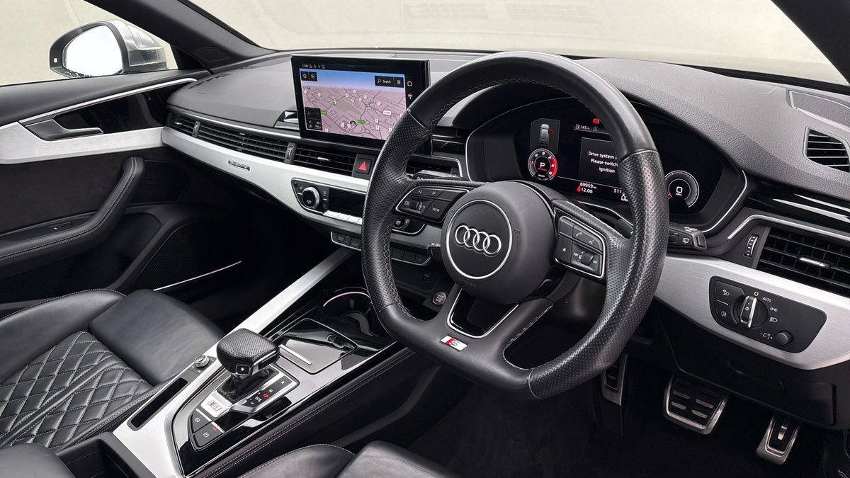 Audi S4 Avant Image 5