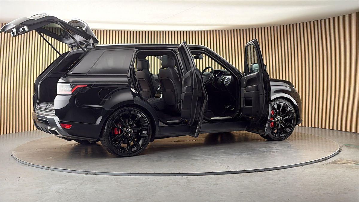 More views of Land Rover Range Rover Sport