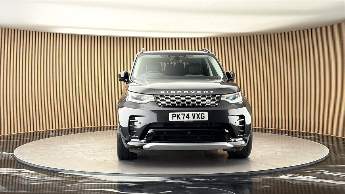 More views of Land Rover Discovery