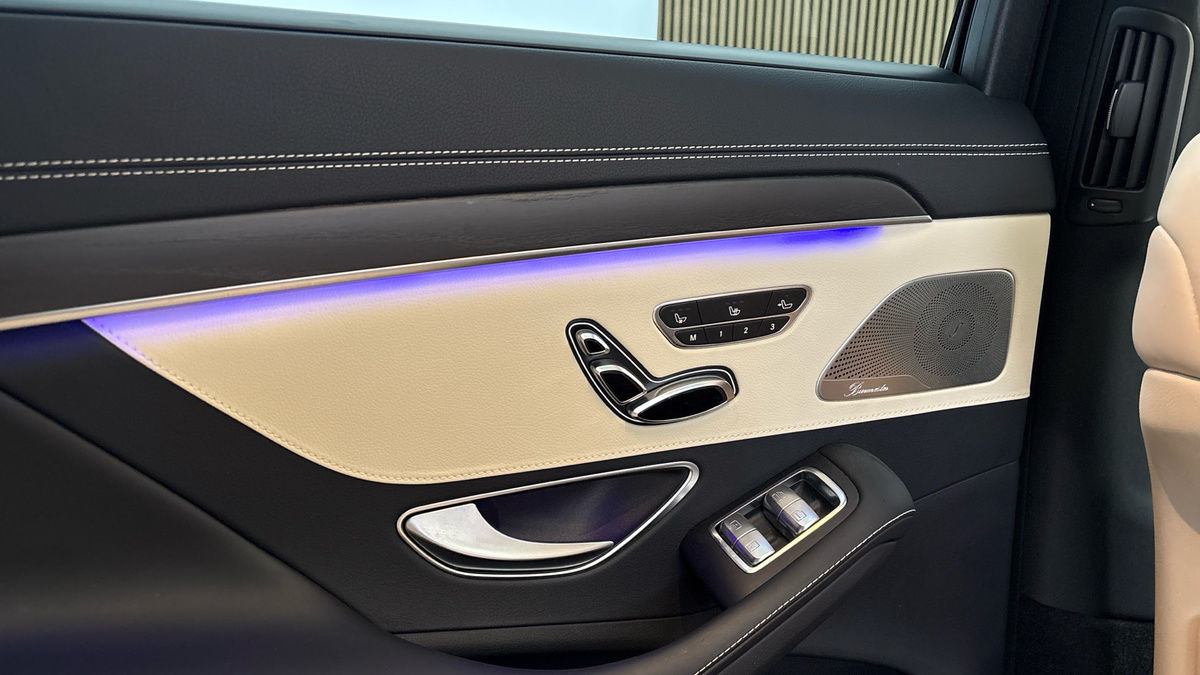 Mercedes-Benz S Class Image 33