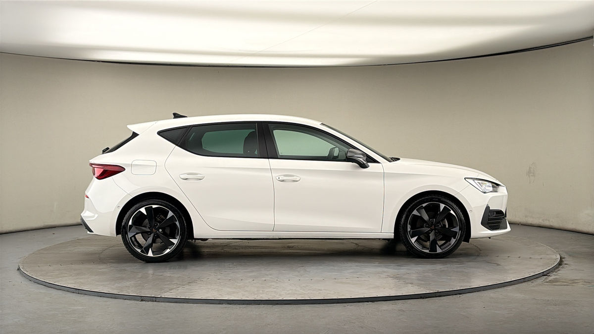 CUPRA Leon Image 16