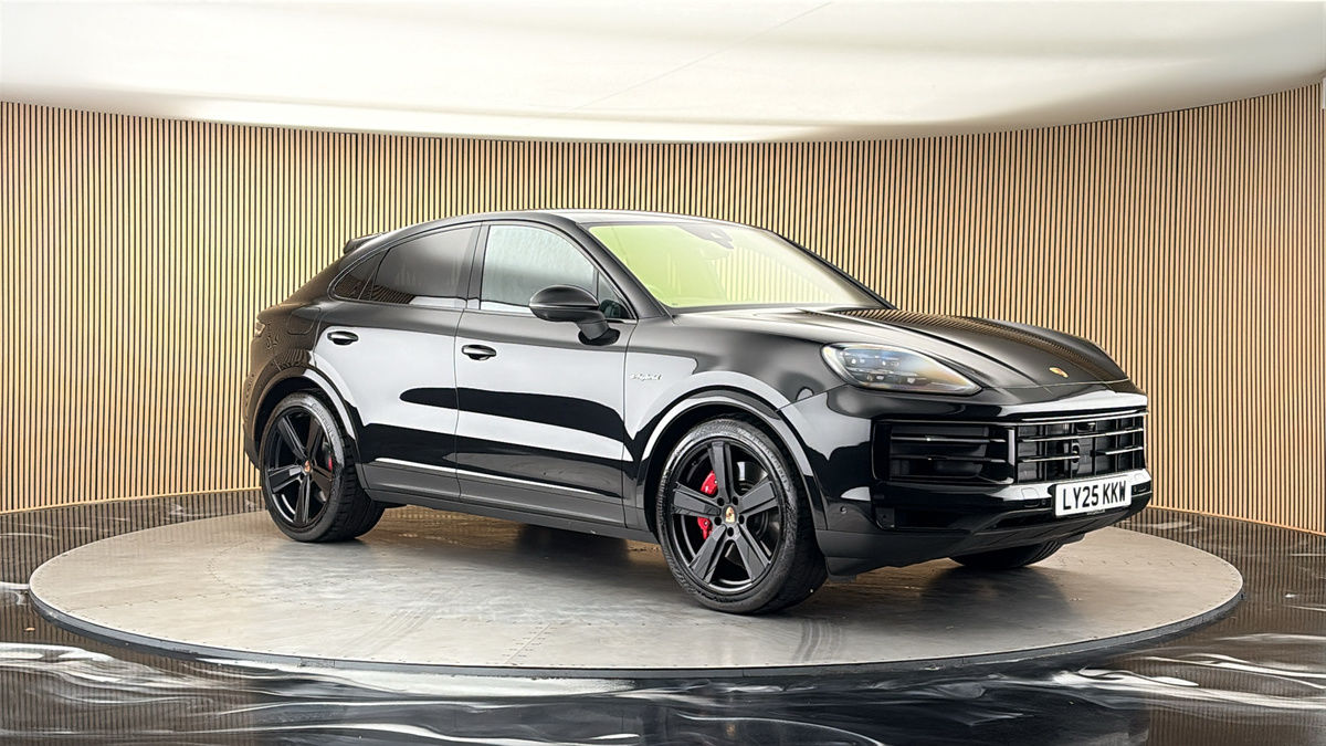 More views of Porsche Cayenne