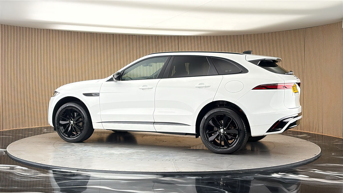 More views of Jaguar F-PACE
