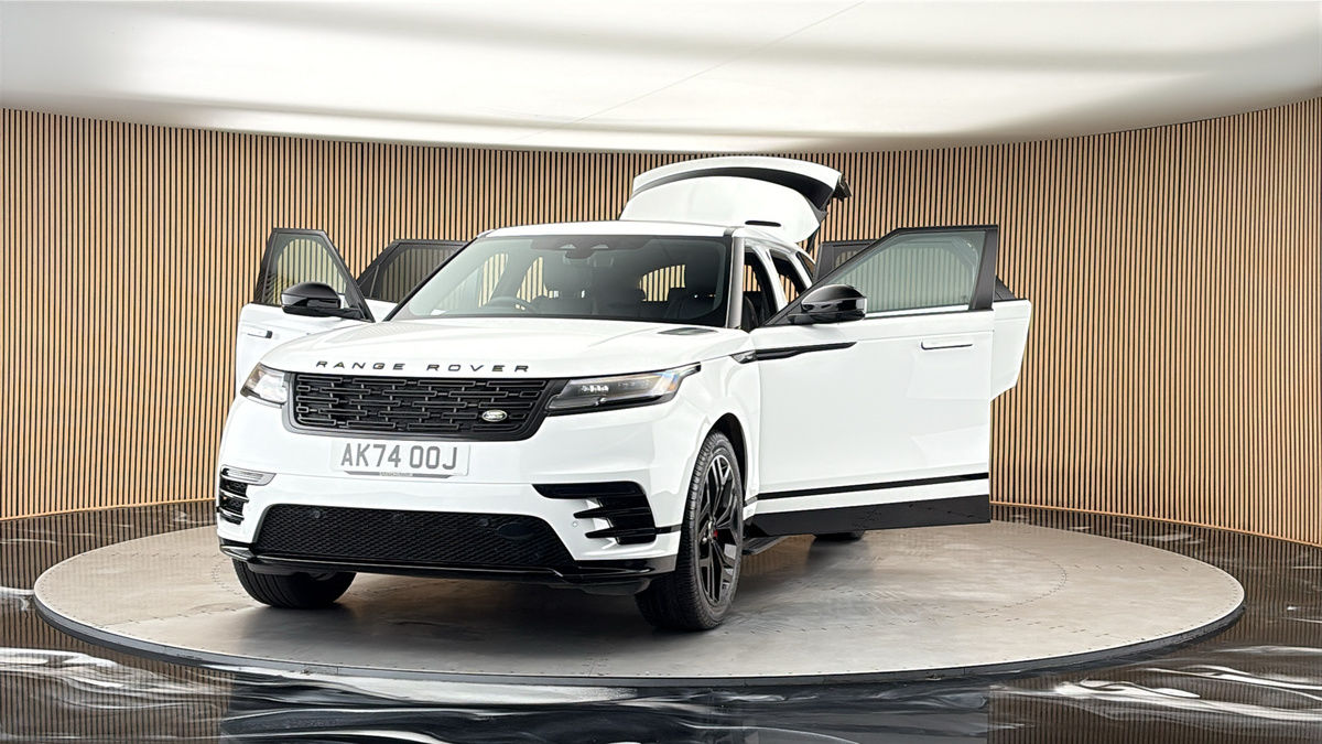 More views of Land Rover Range Rover Velar