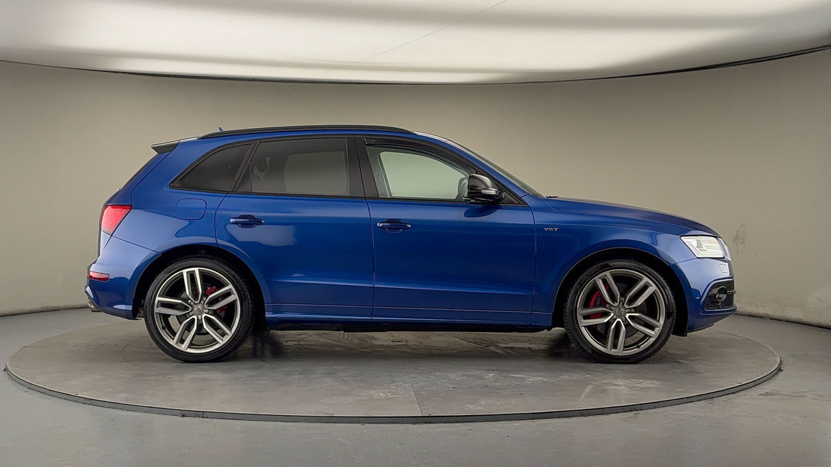 Audi SQ5 Image 16