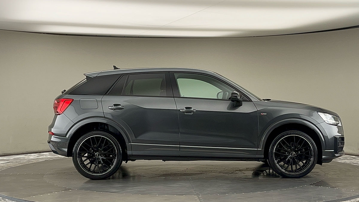Audi Q2 Image 16