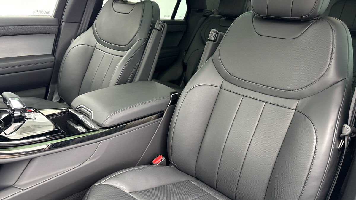 Land Rover Range Rover Sport Image 7