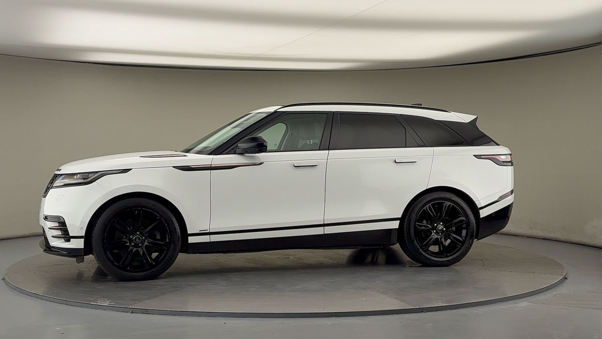 More views of Land Rover Range Rover Velar