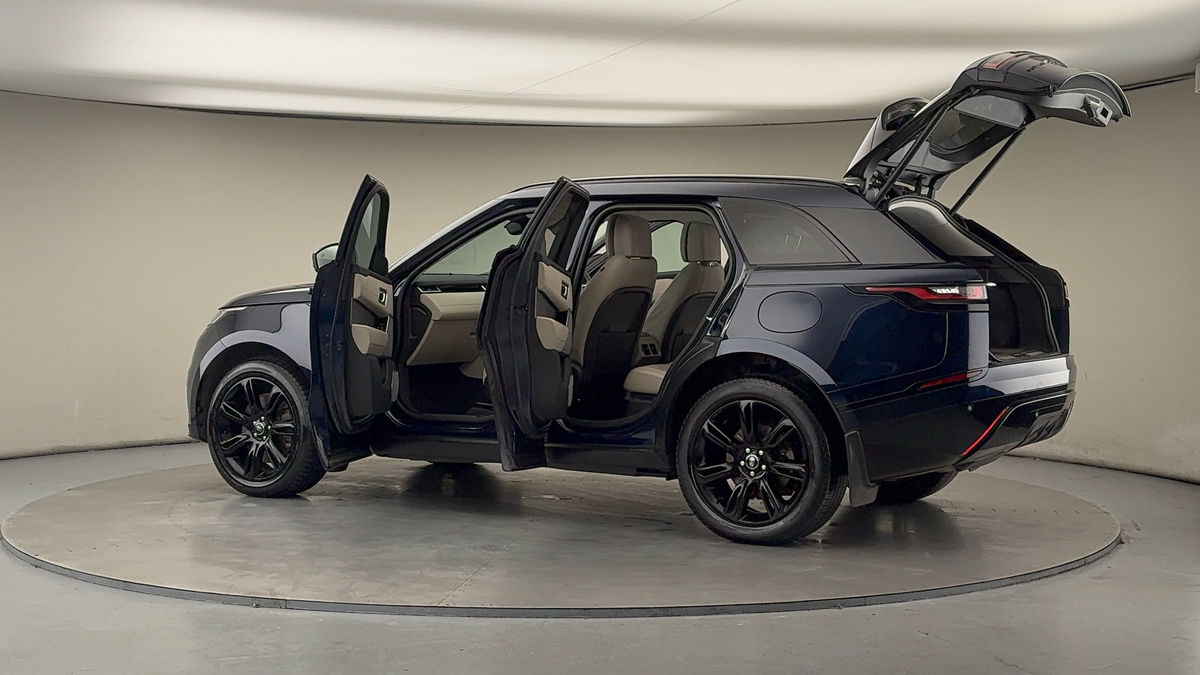 More views of Land Rover Range Rover Velar