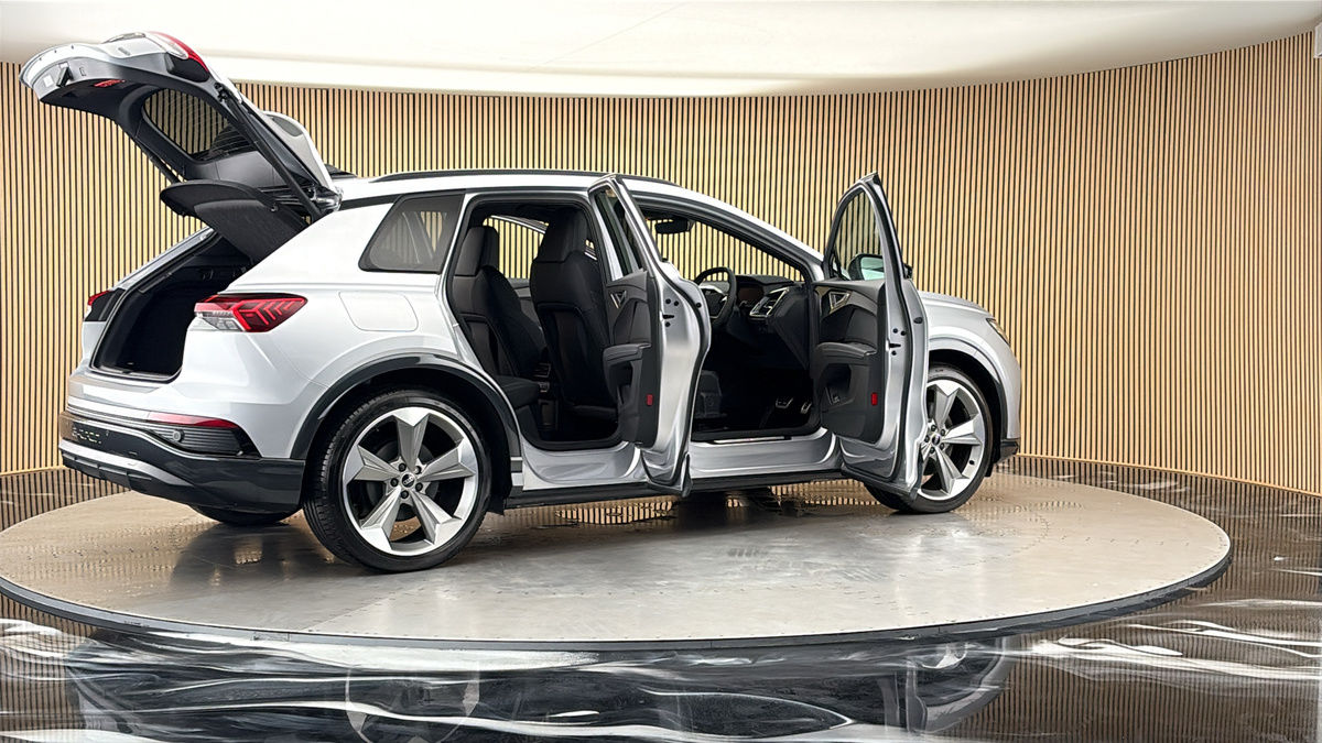 More views of Audi Q4 e-tron