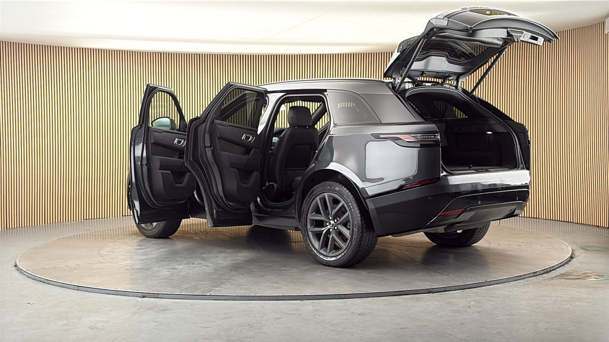 More views of Land Rover Range Rover Velar